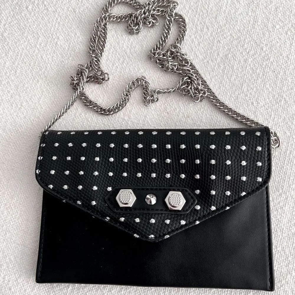 DANIELLE NICOLE Black TINA CROSSBODY Clutch Purse Wallet